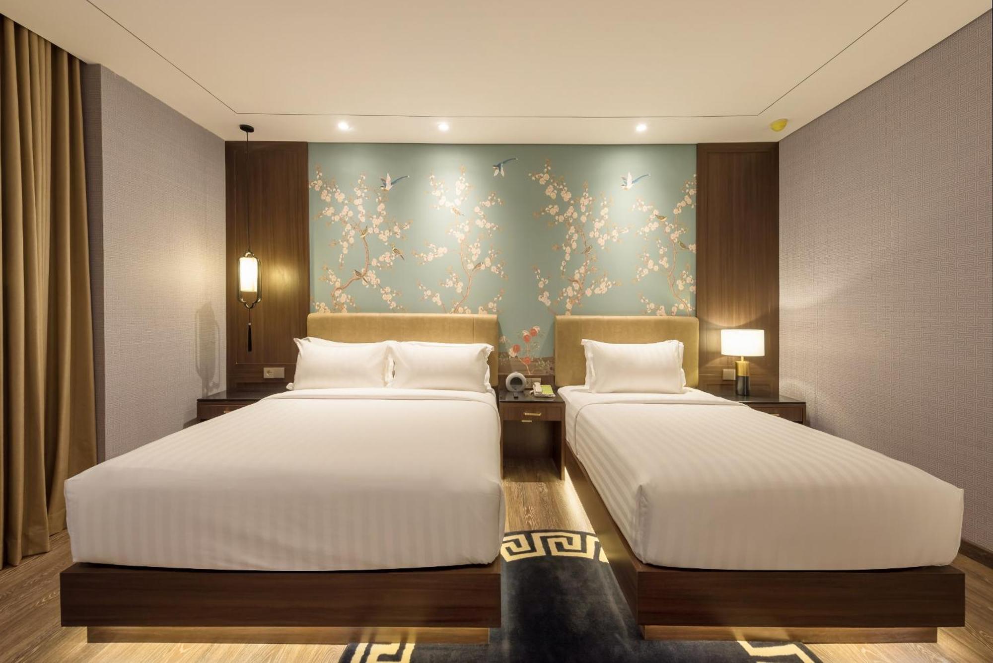 Ashley Tang Menteng 4*